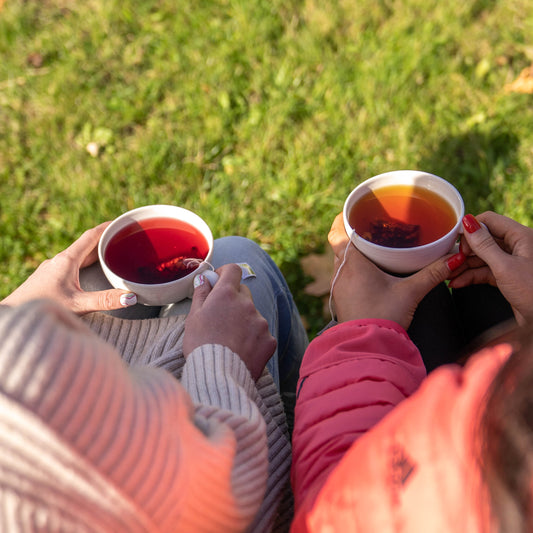 How to Use Leftover Tea Leaves in Your Garden and Home 🌱